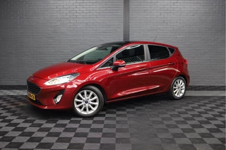 Ford Fiesta 1.0 EcoBoost Vignale | PANORAMADAK | AUTOMAAT | TREKHAAK | CAMERA | PDC | LMV |