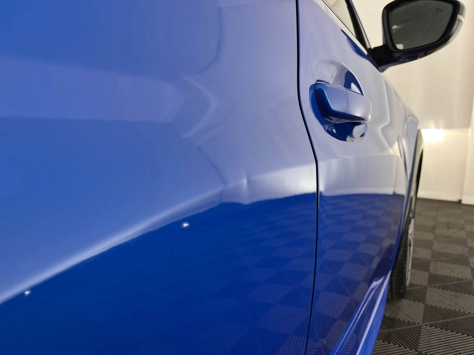 Hoofdafbeelding Peugeot e-208