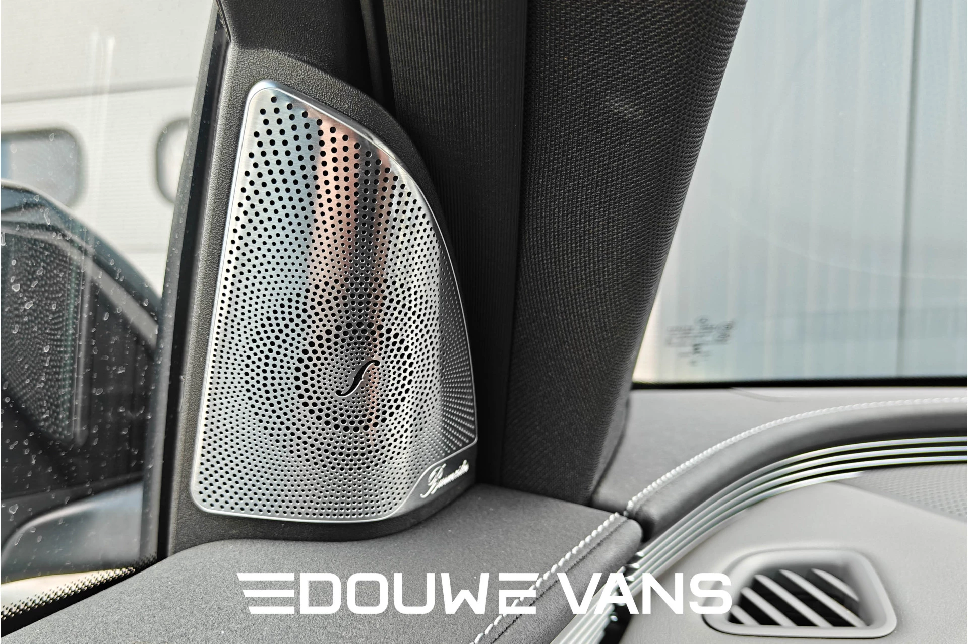 Hoofdafbeelding Mercedes-Benz EQC