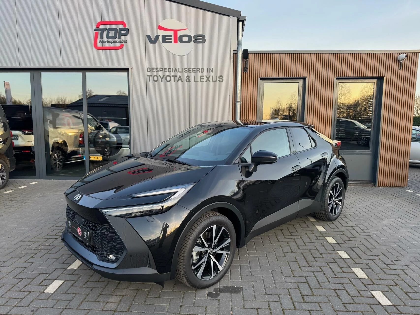 Hoofdafbeelding Toyota C-HR