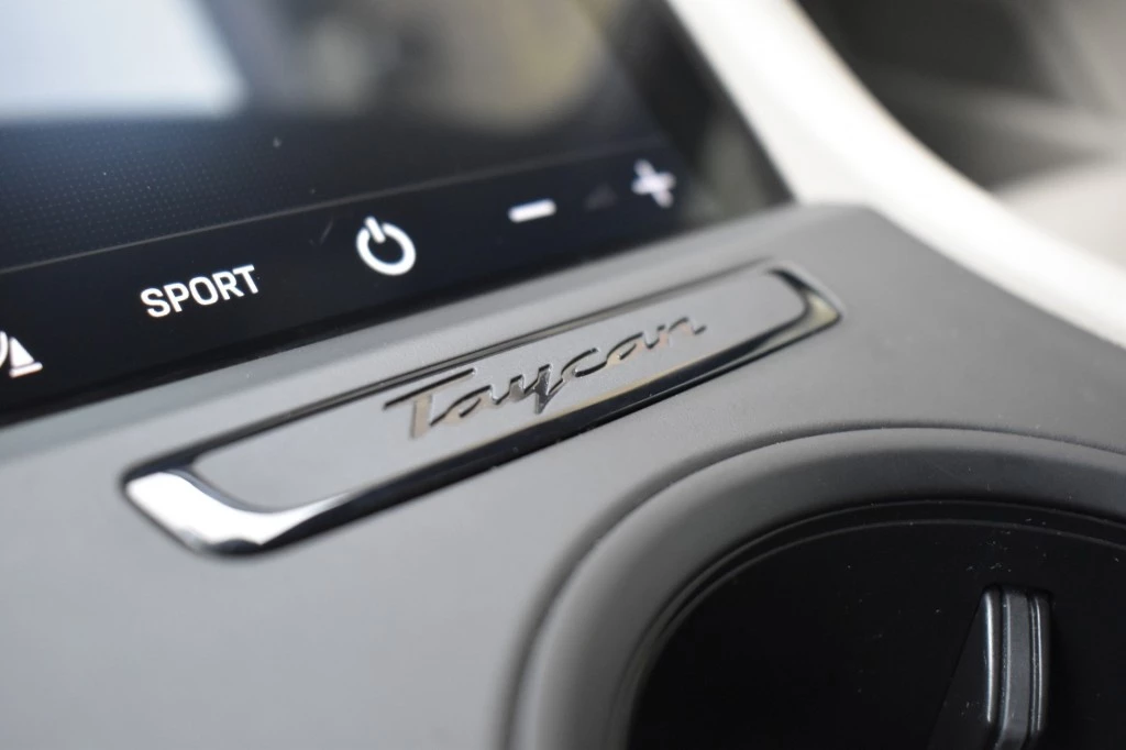 Hoofdafbeelding Porsche Taycan