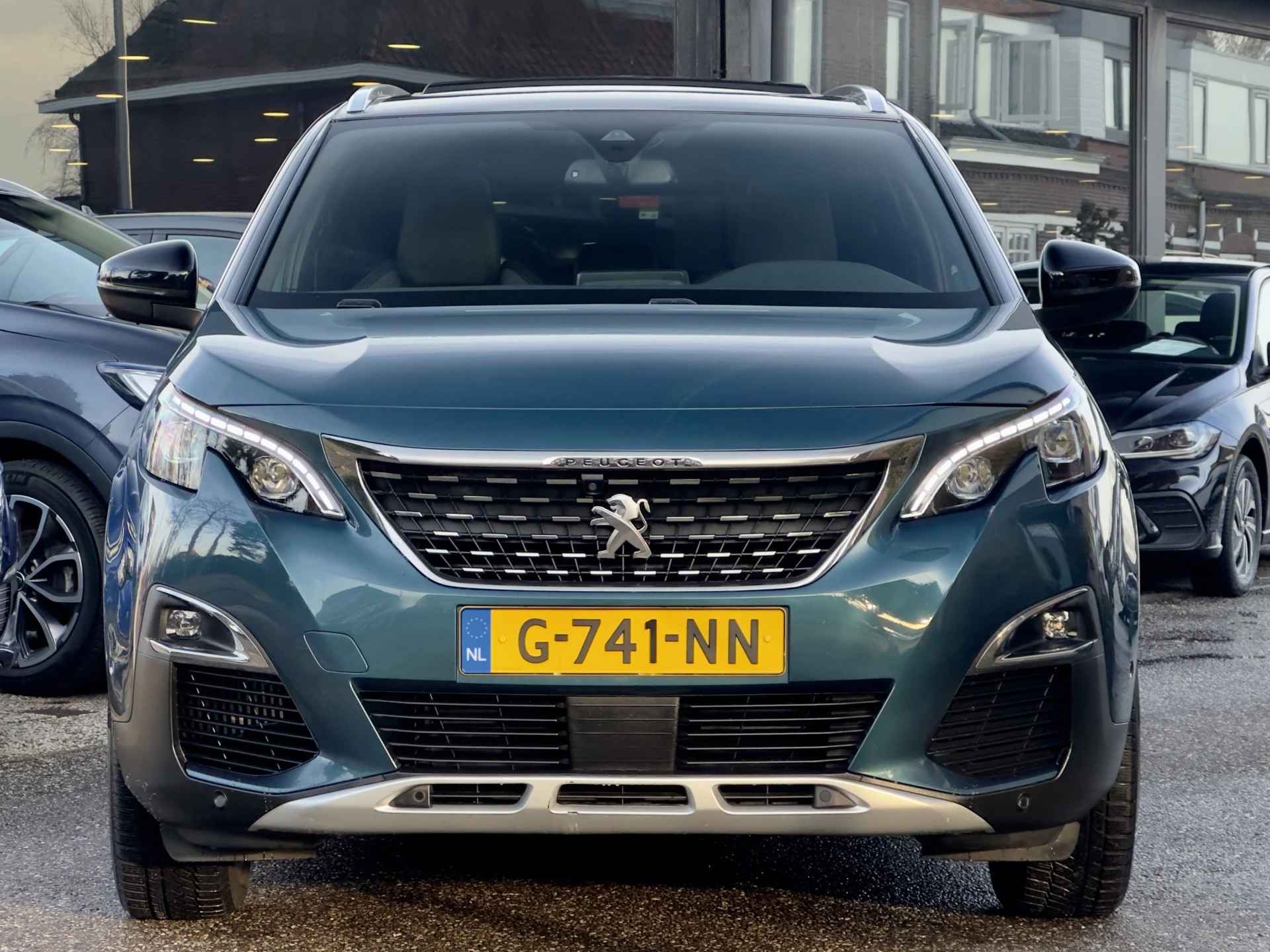 Hoofdafbeelding Peugeot 5008