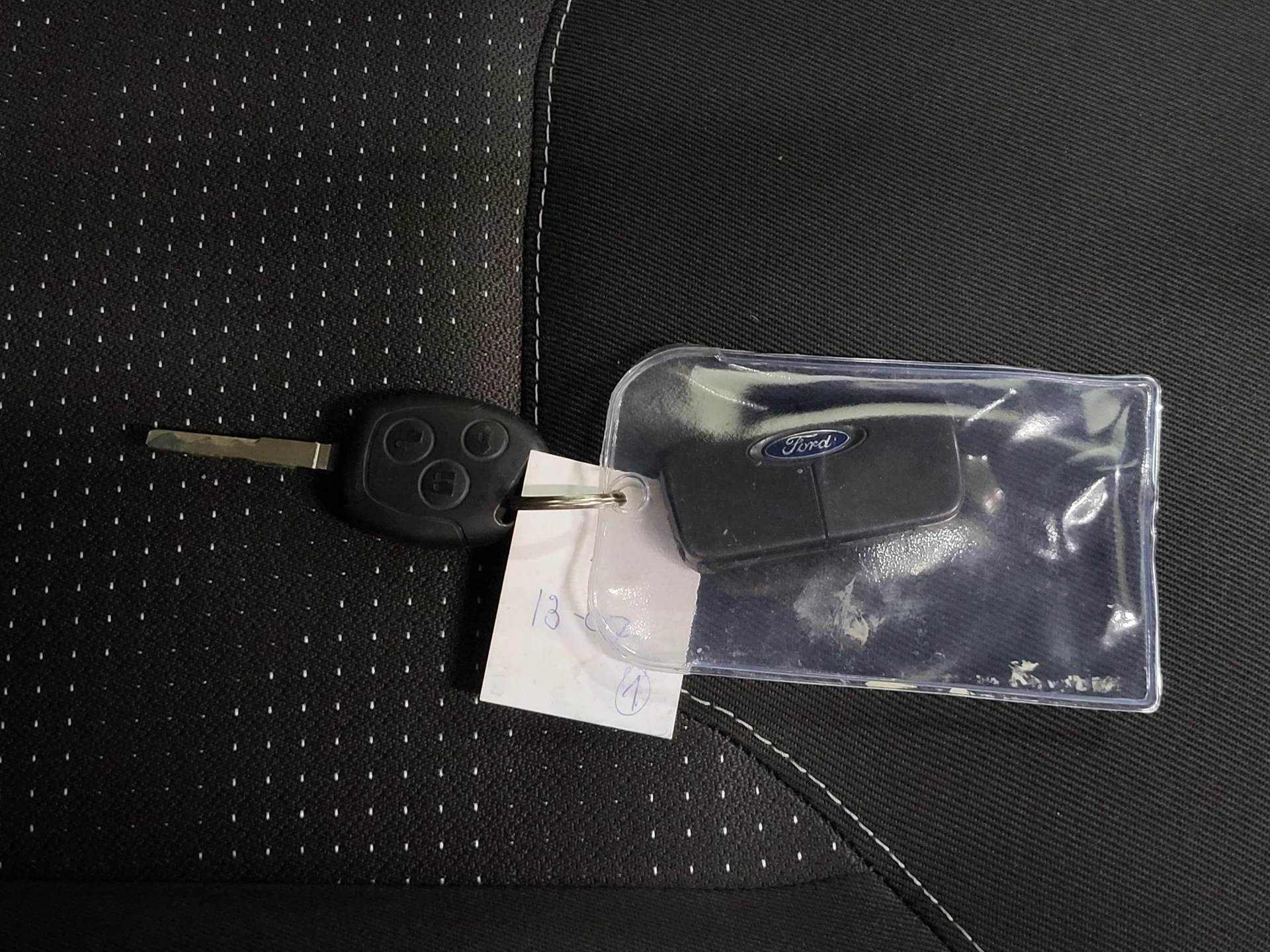 Hoofdafbeelding Ford Transit Courier