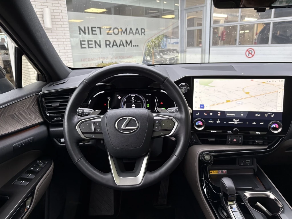 Hoofdafbeelding Lexus NX