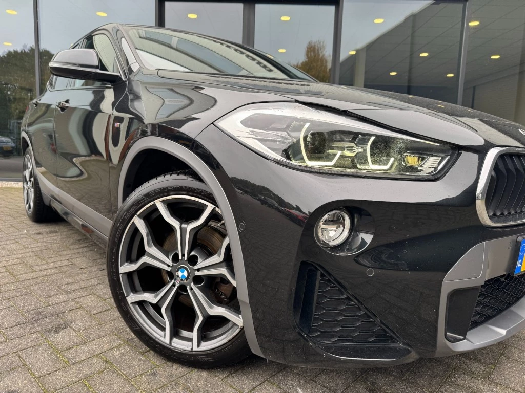 Hoofdafbeelding BMW X2