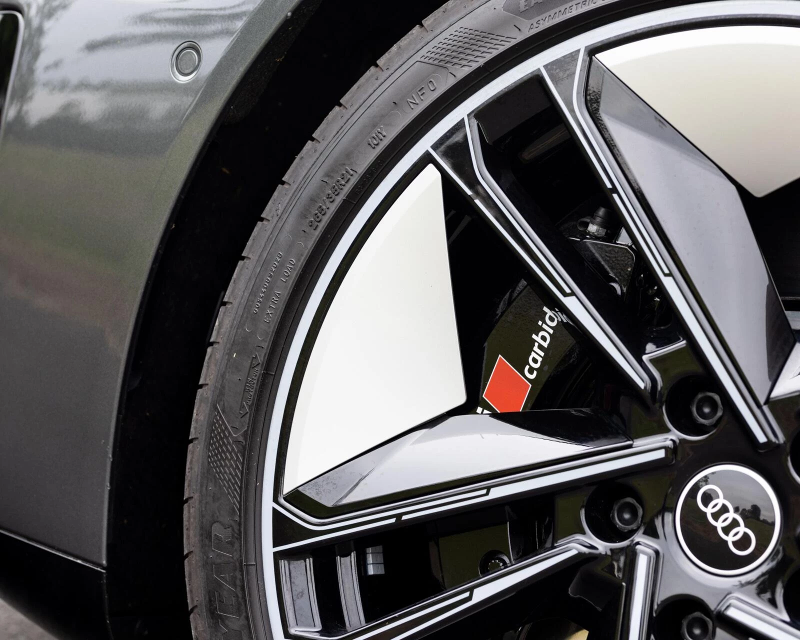 Hoofdafbeelding Audi e-tron GT