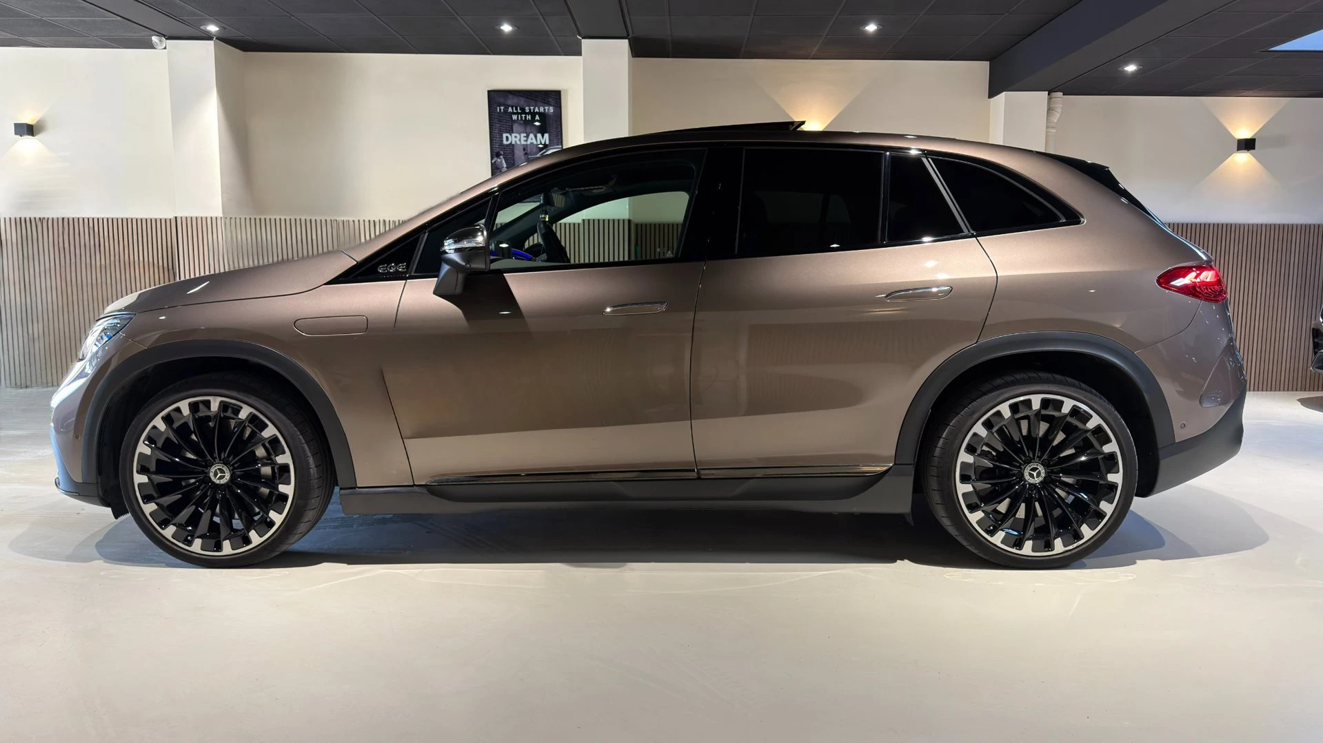 Hoofdafbeelding Mercedes-Benz EQE