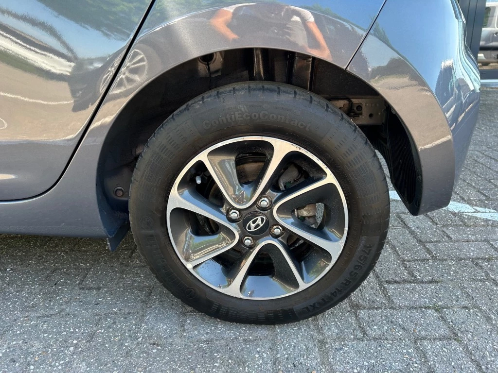 Hoofdafbeelding Hyundai i10