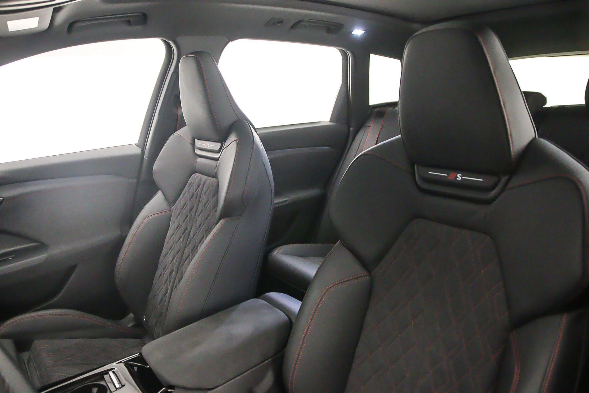 Hoofdafbeelding Audi Q6 e-tron
