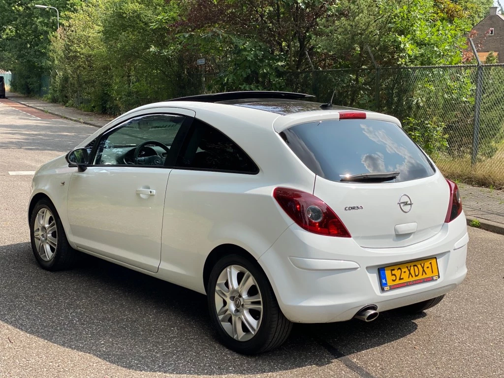 Hoofdafbeelding Opel Corsa