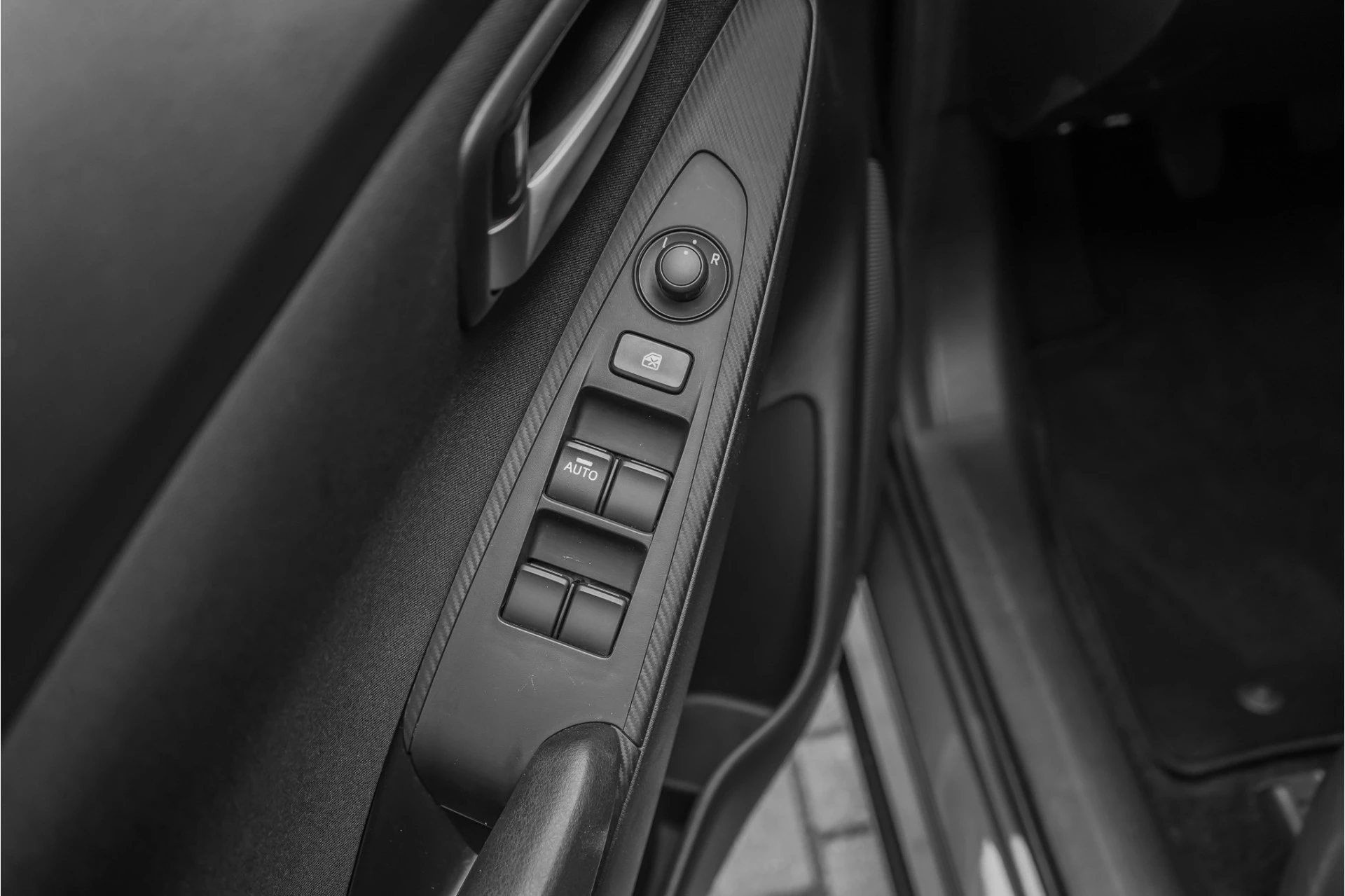 Hoofdafbeelding Mazda 2