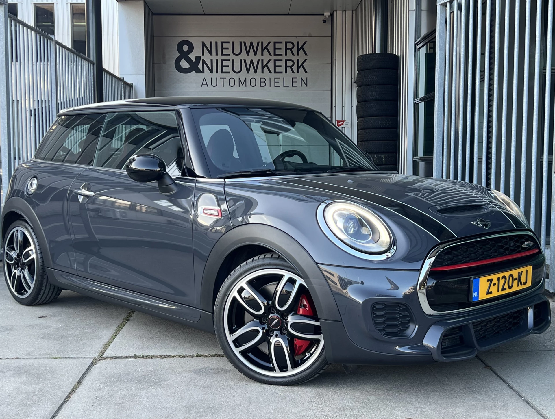 Hoofdafbeelding MINI Cooper