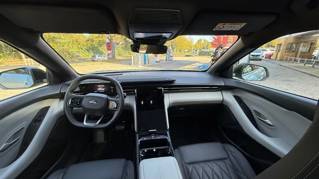 Hoofdafbeelding Ford Explorer