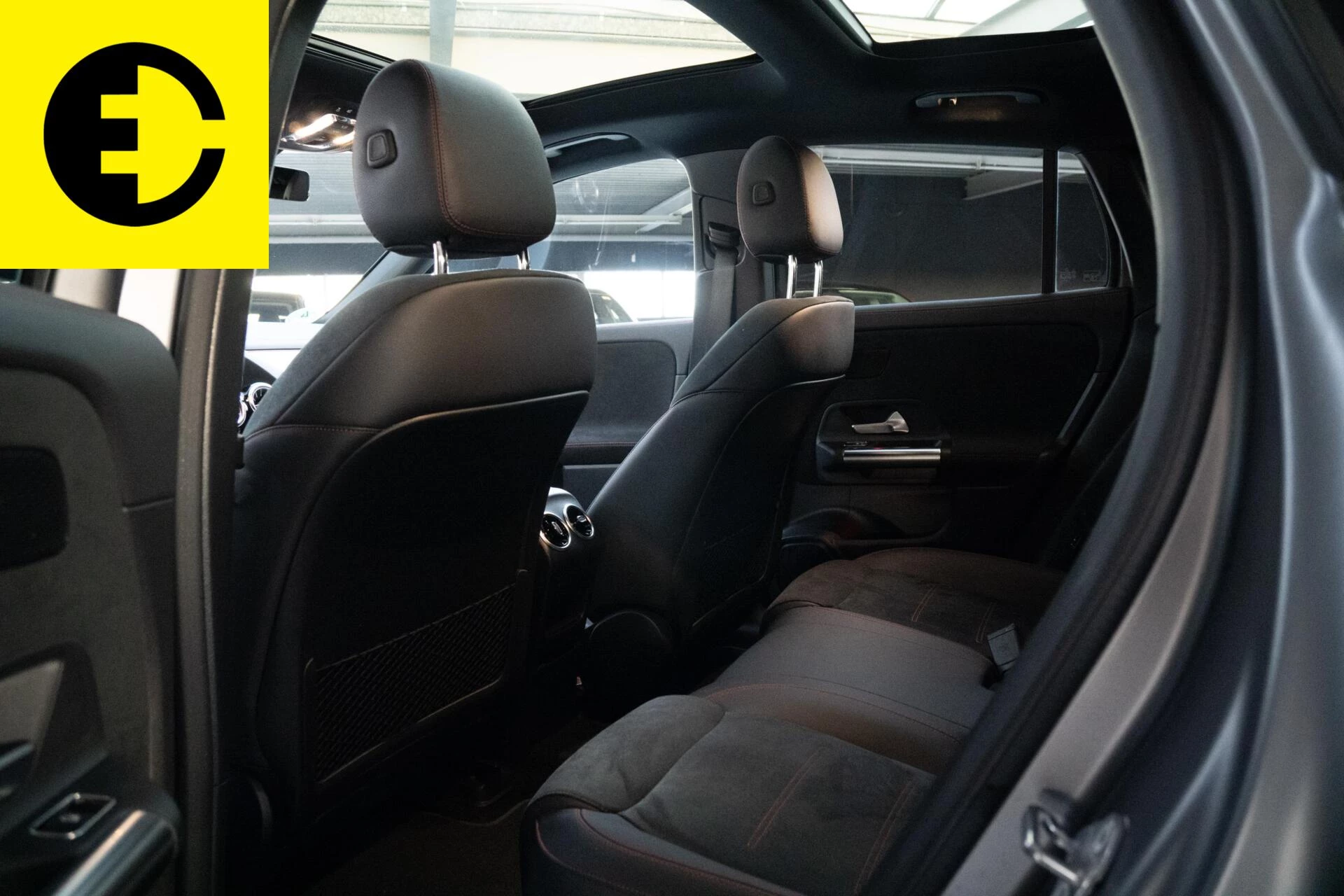 Hoofdafbeelding Mercedes-Benz EQA