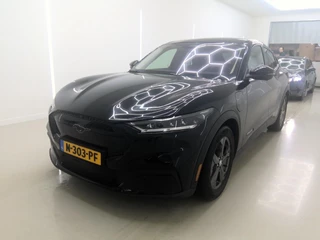 Ford Mustang Mach-E 98kWh Extended Range 294pk RWD 94% SoH [ PANO+610KM WLTP+STOEL/STUURWIELVERWARMING ]