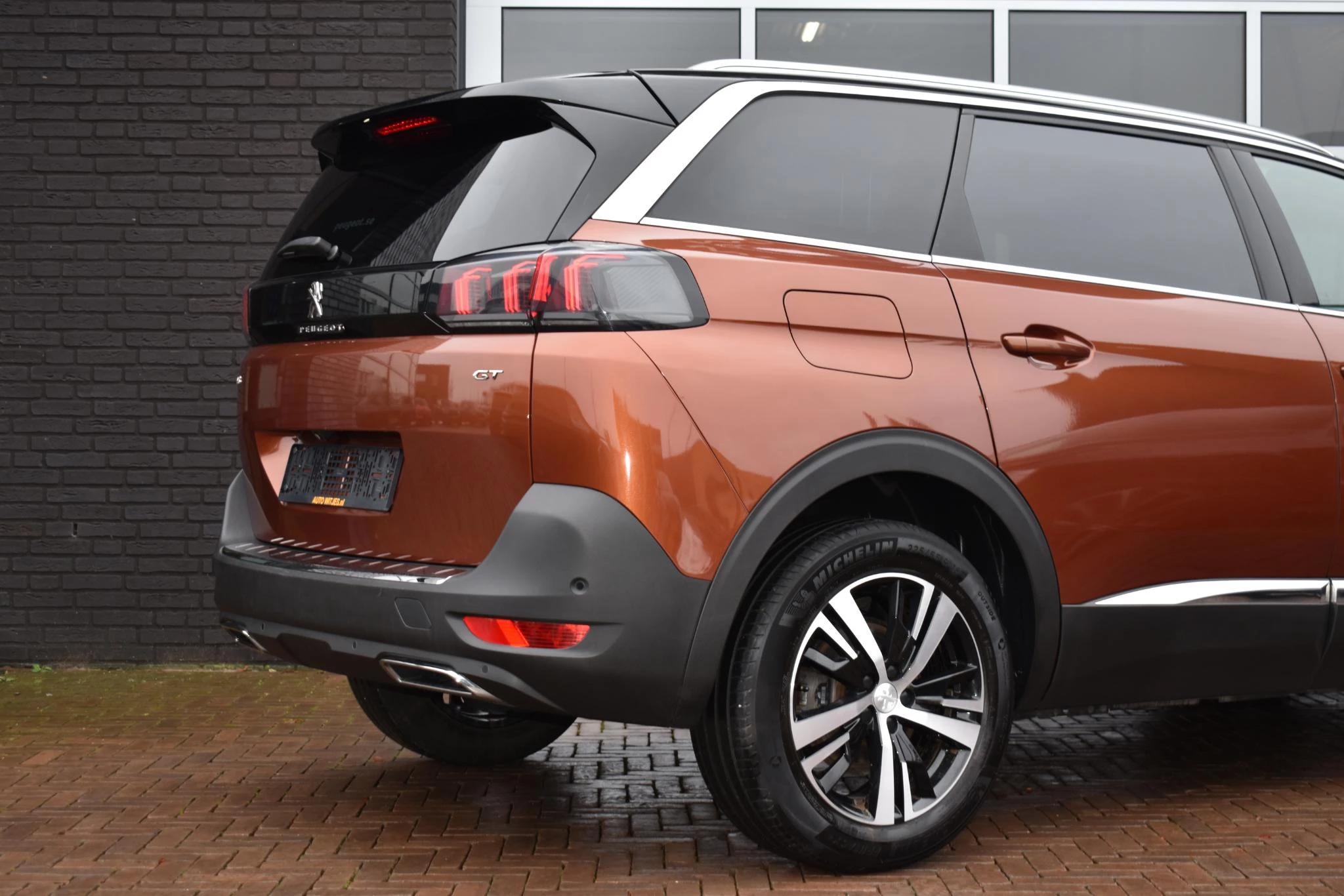 Hoofdafbeelding Peugeot 5008