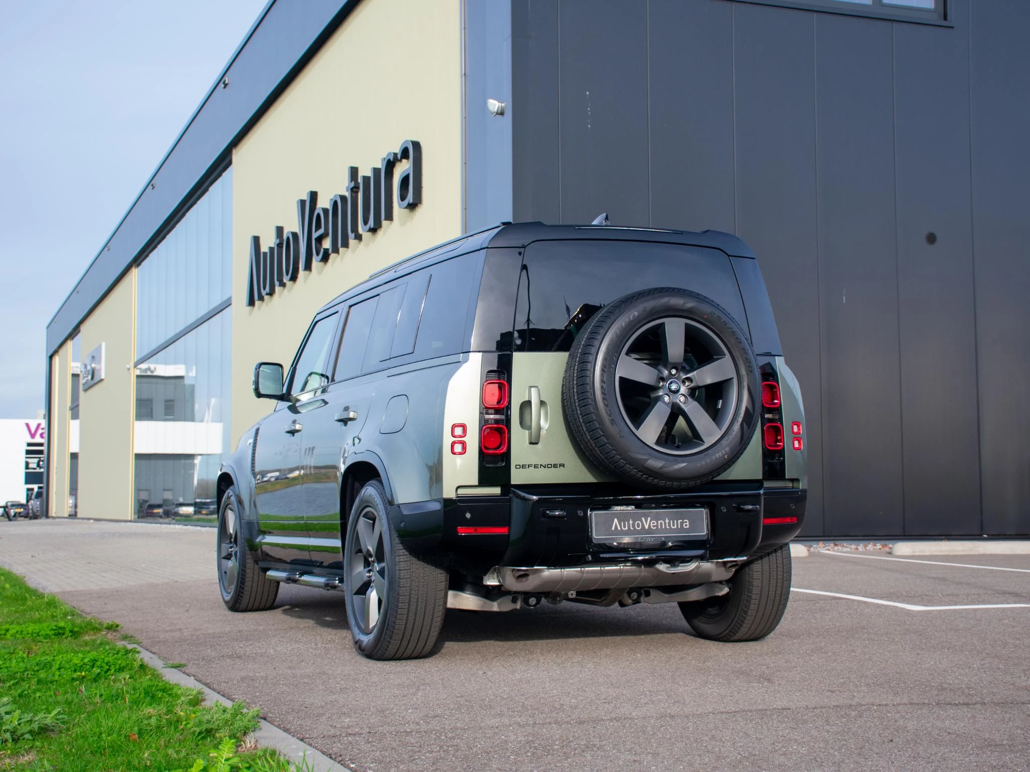 Hoofdafbeelding Land Rover Defender