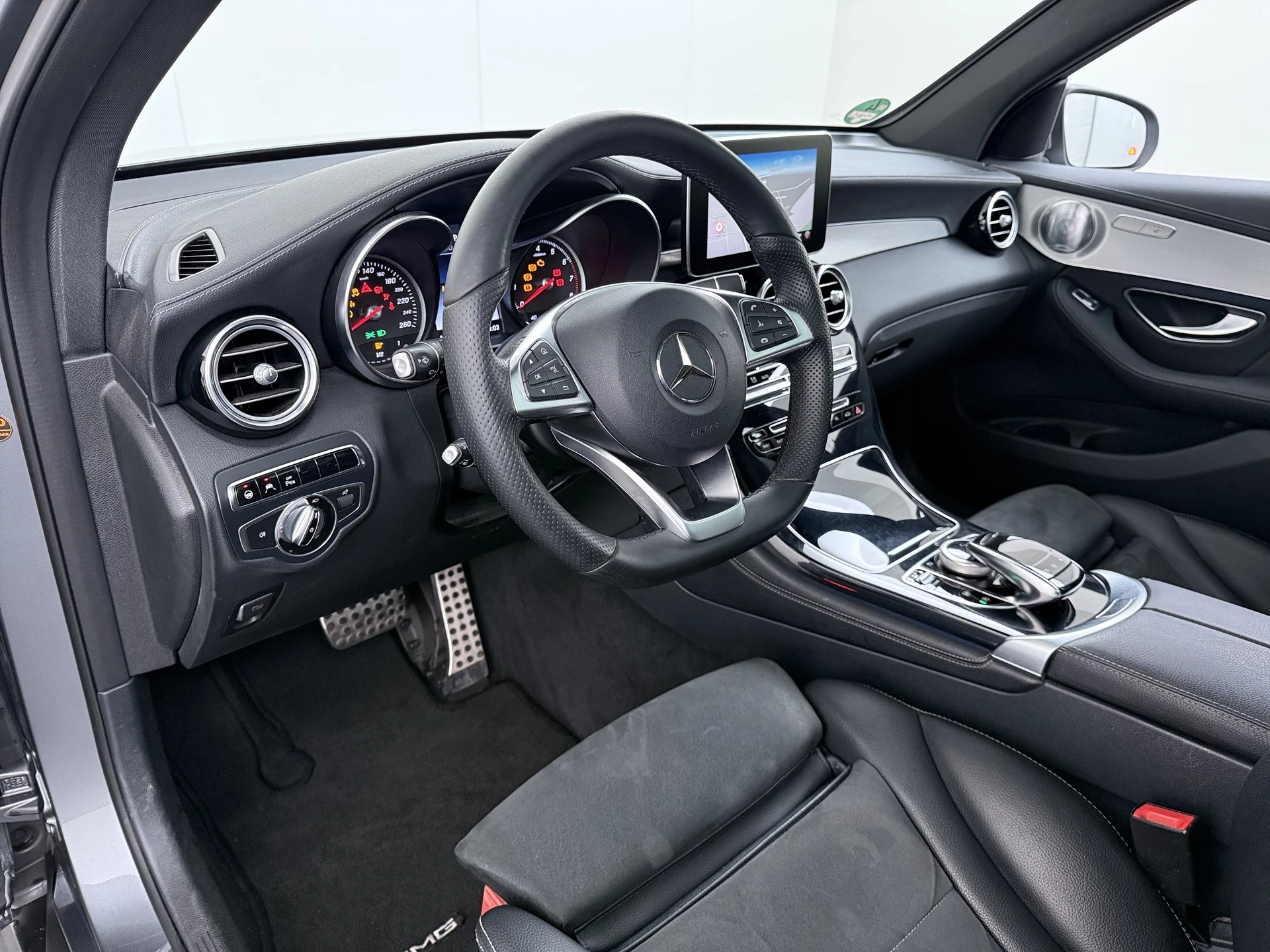 Hoofdafbeelding Mercedes-Benz GLC