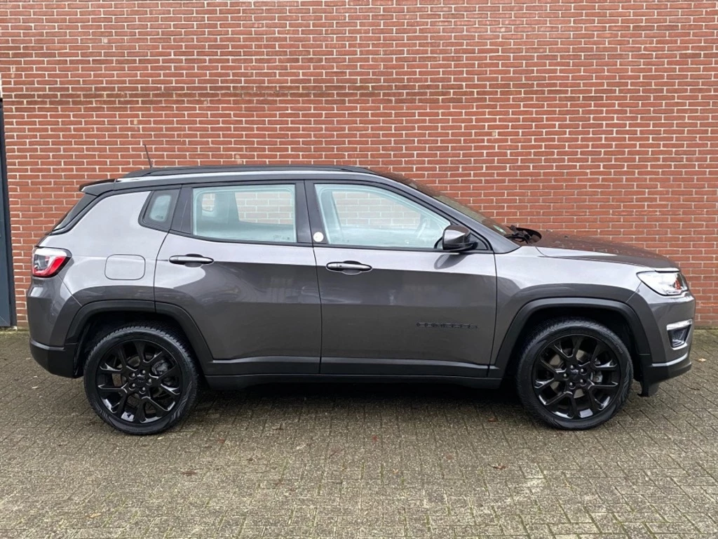 Hoofdafbeelding Jeep Compass