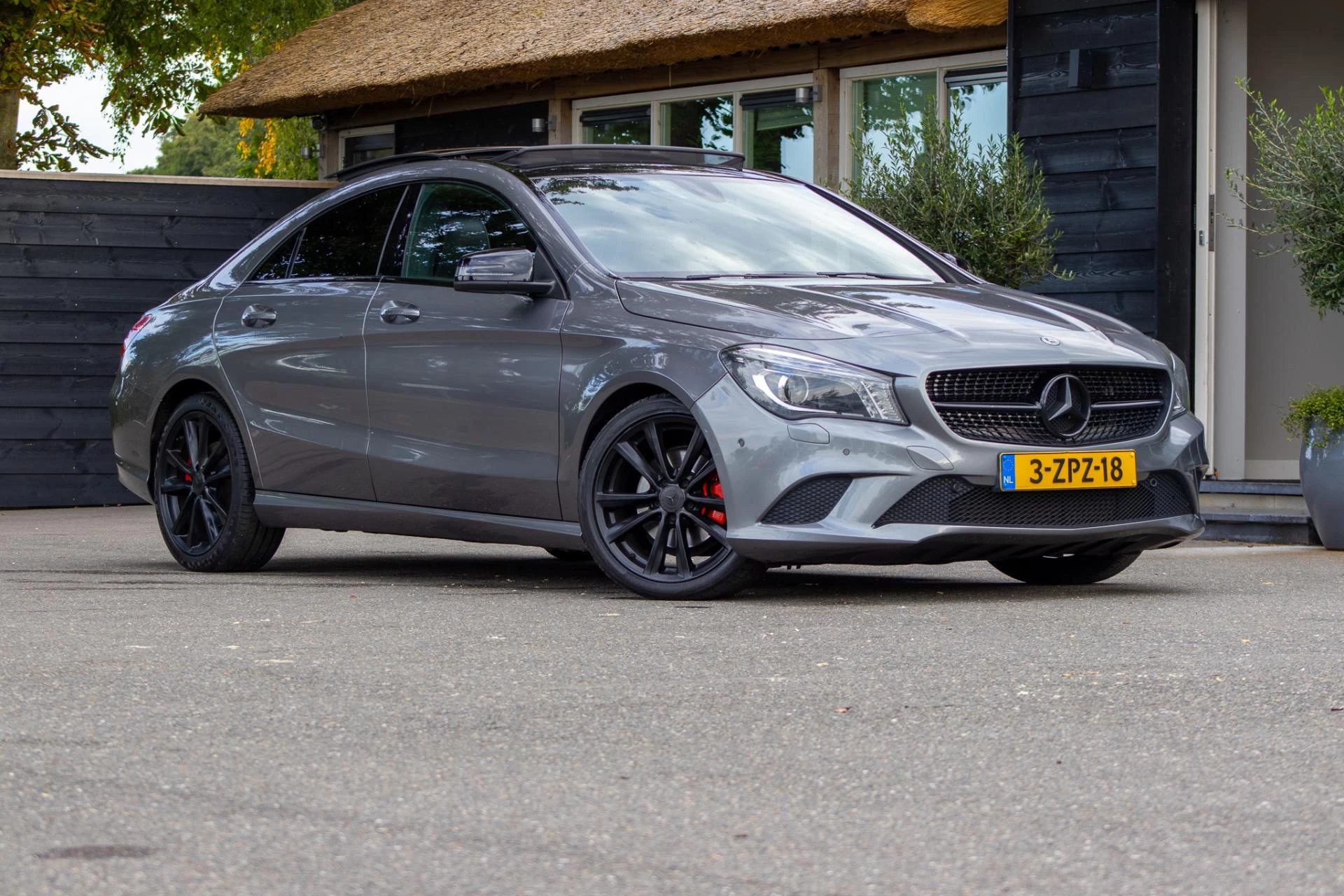 Hoofdafbeelding Mercedes-Benz CLA