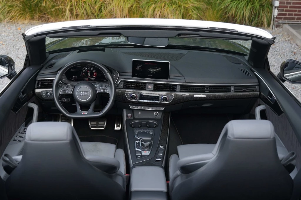 Hoofdafbeelding Audi S5