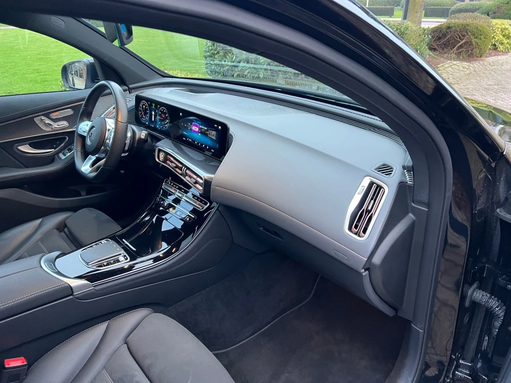 Hoofdafbeelding Mercedes-Benz EQC