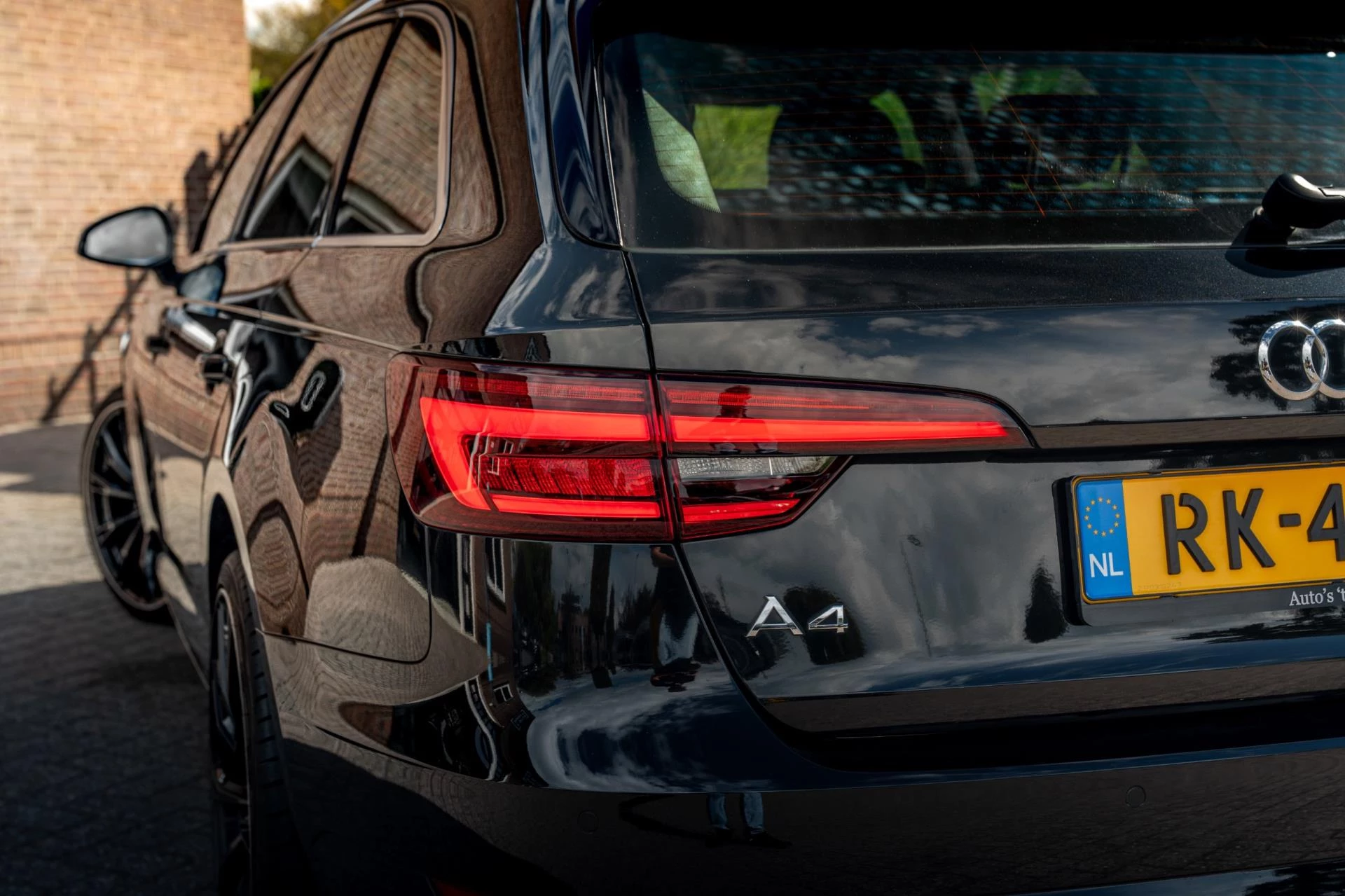 Hoofdafbeelding Audi A4