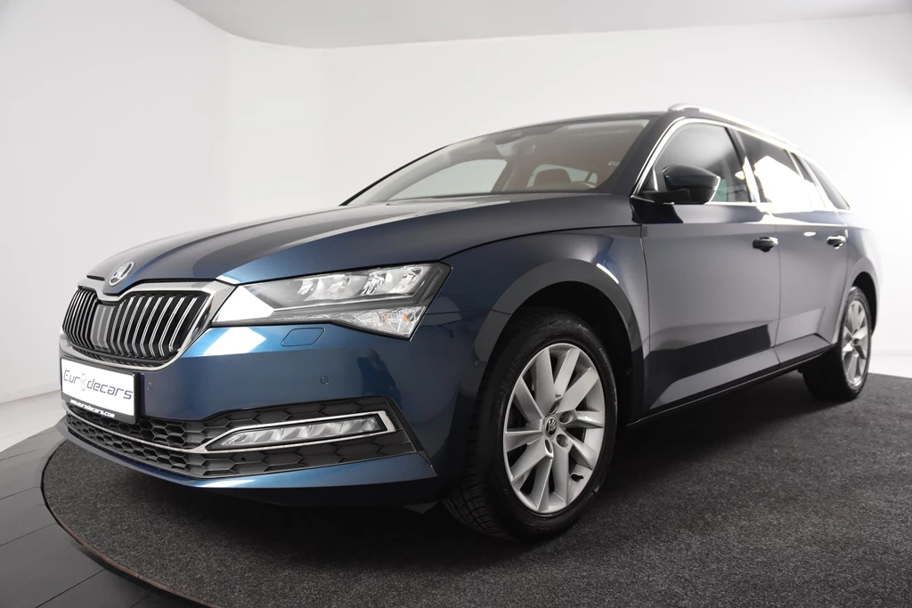 Hoofdafbeelding Škoda Superb