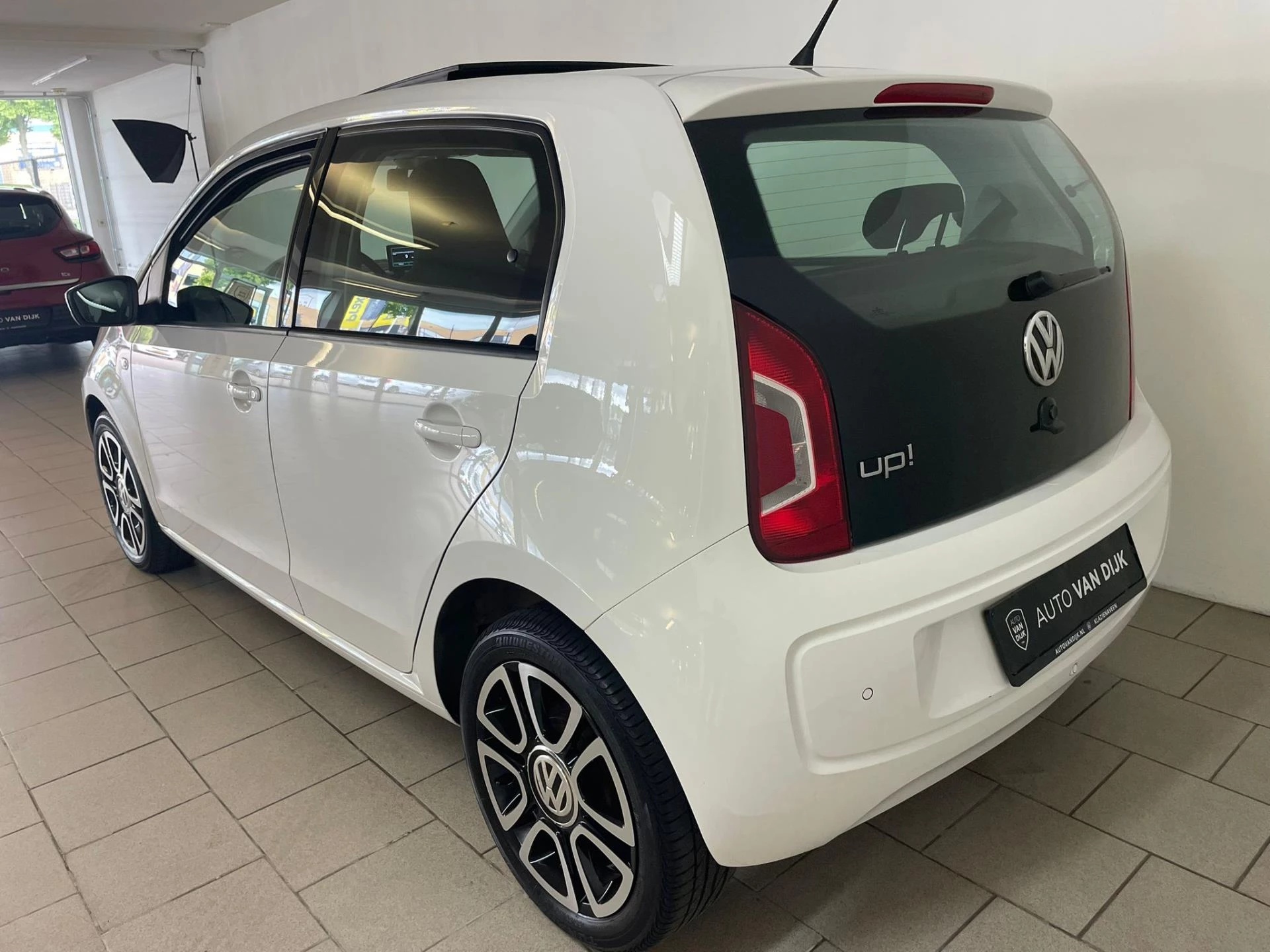Hoofdafbeelding Volkswagen up!