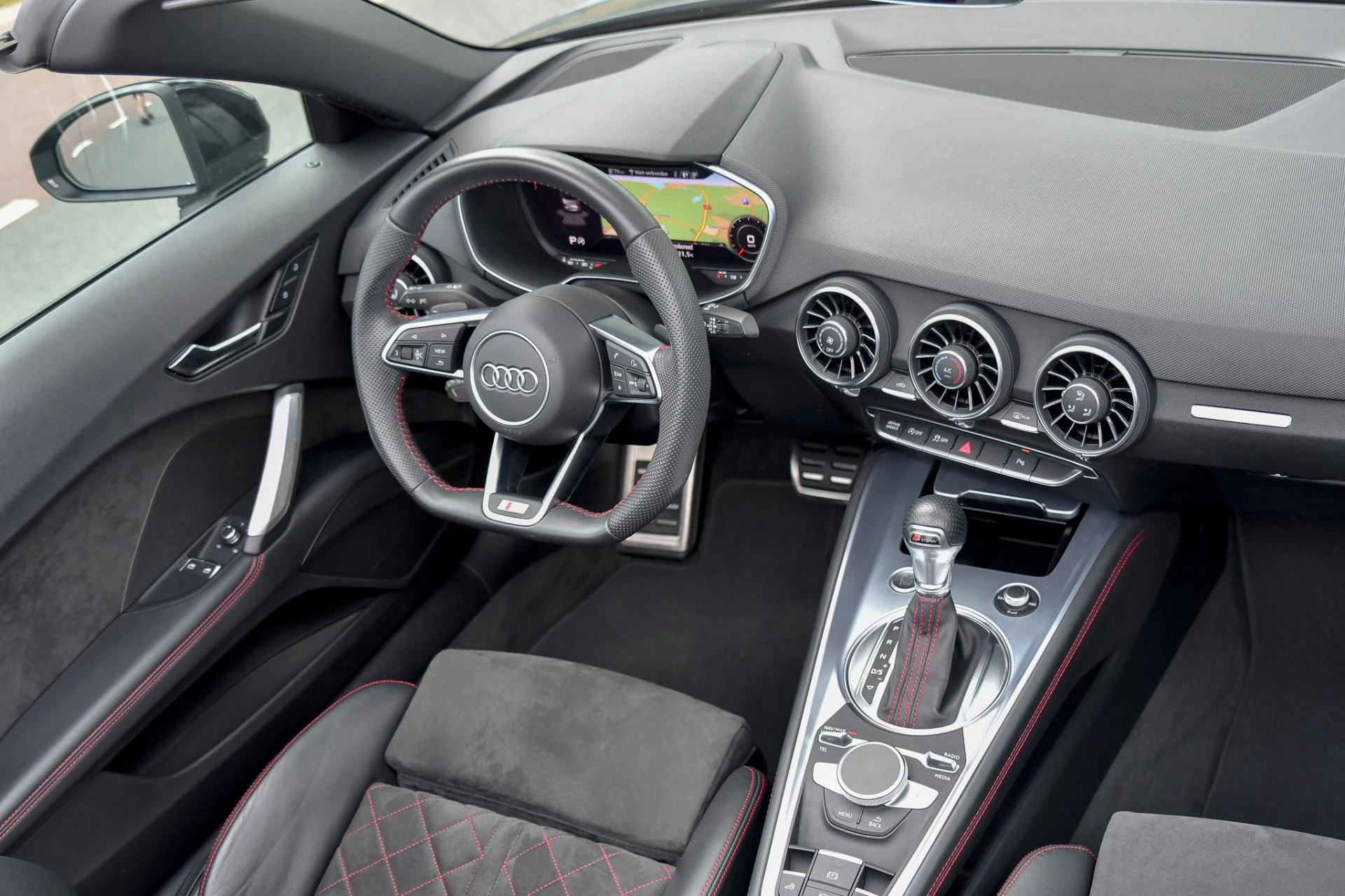 Hoofdafbeelding Audi TT