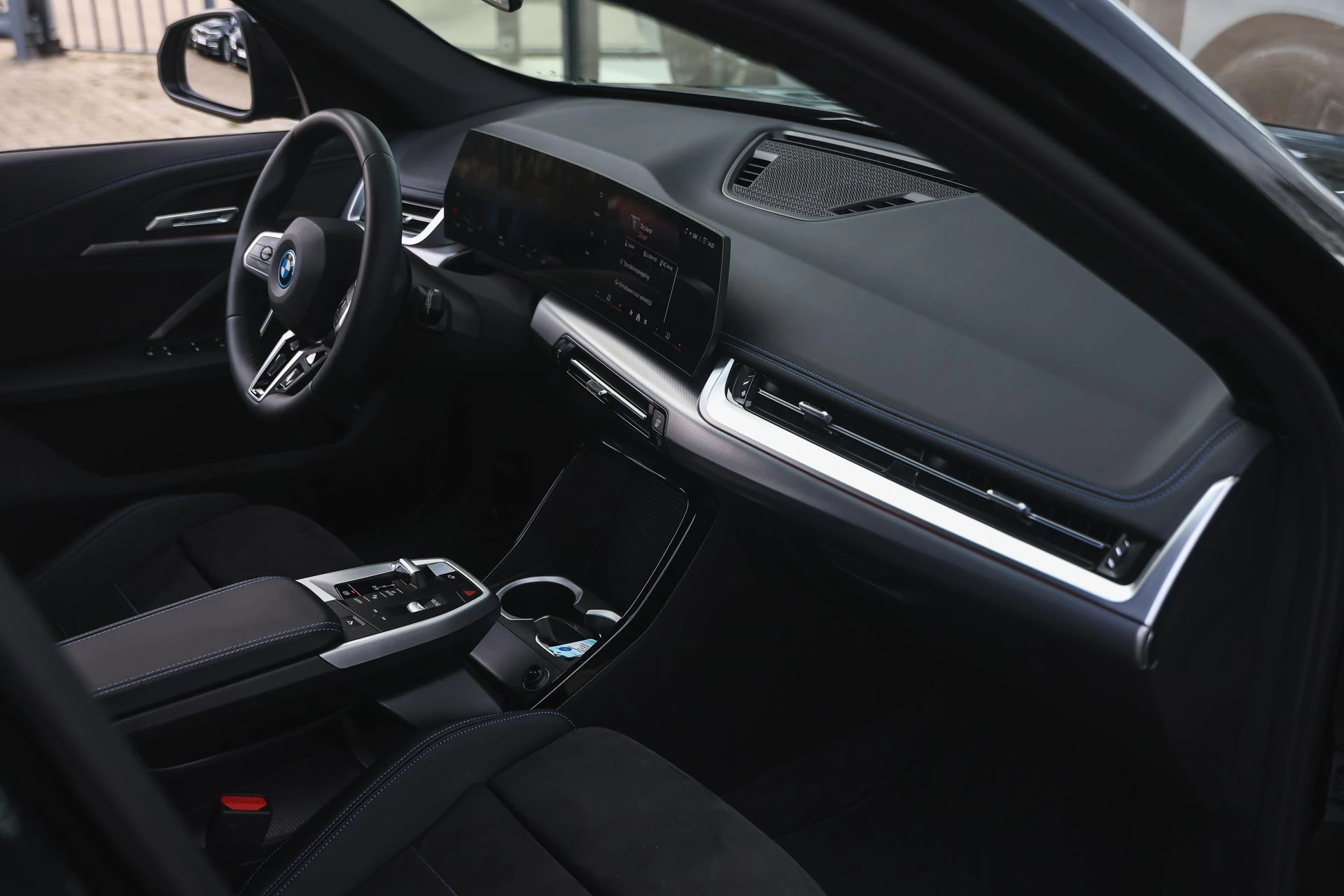 Hoofdafbeelding BMW iX1