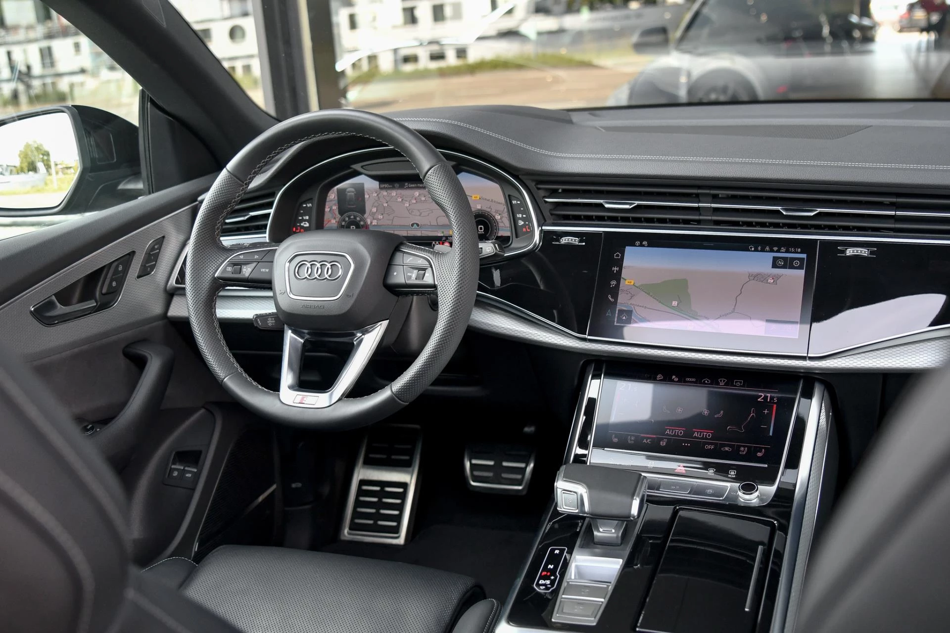 Hoofdafbeelding Audi Q8