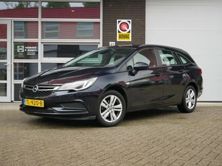 Hoofdafbeelding Opel Astra Opel Astra Sports Tourer 1.4 Online Edition NL auto| Trekhaak| Camera|