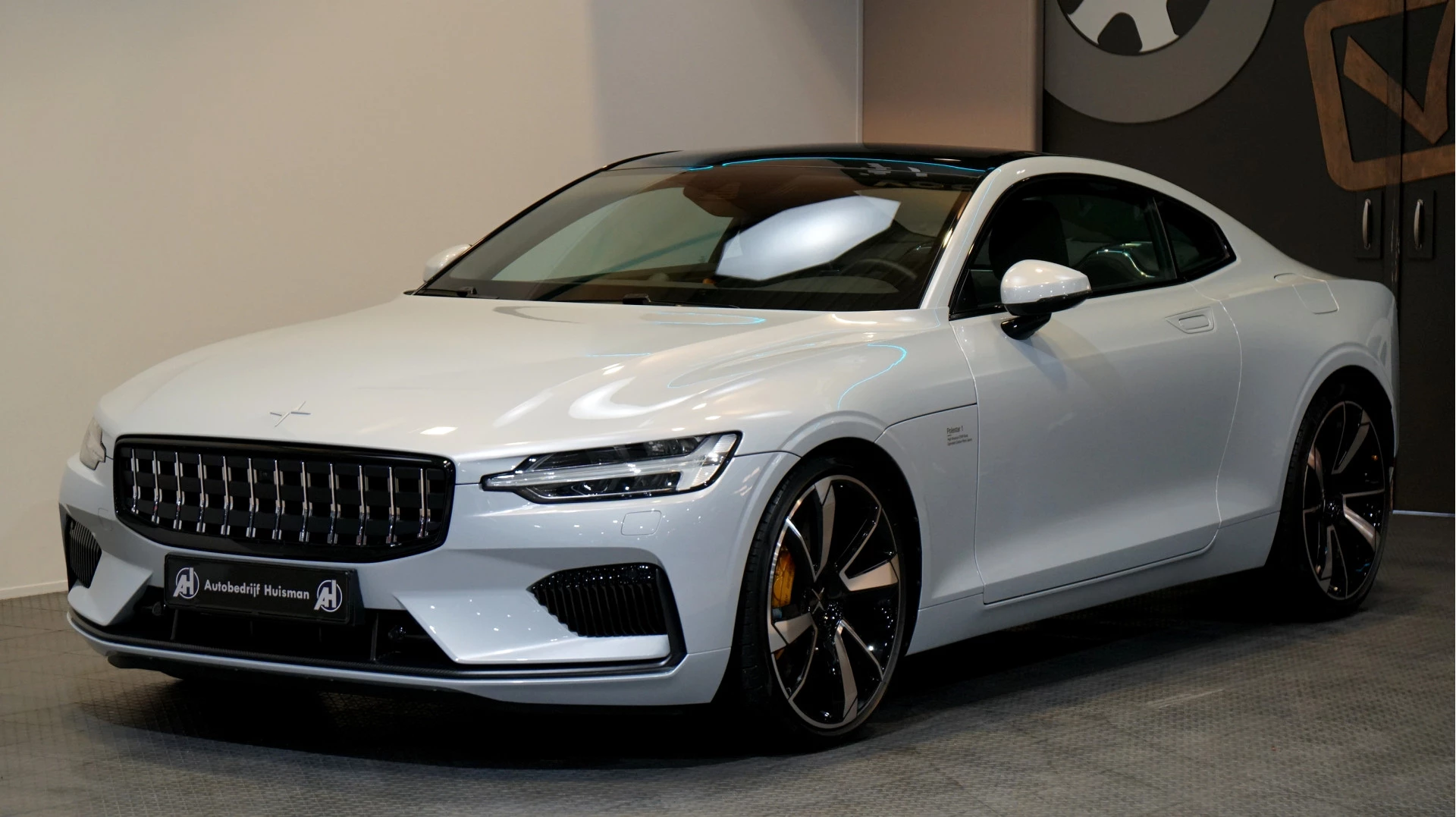 Hoofdafbeelding Polestar 1