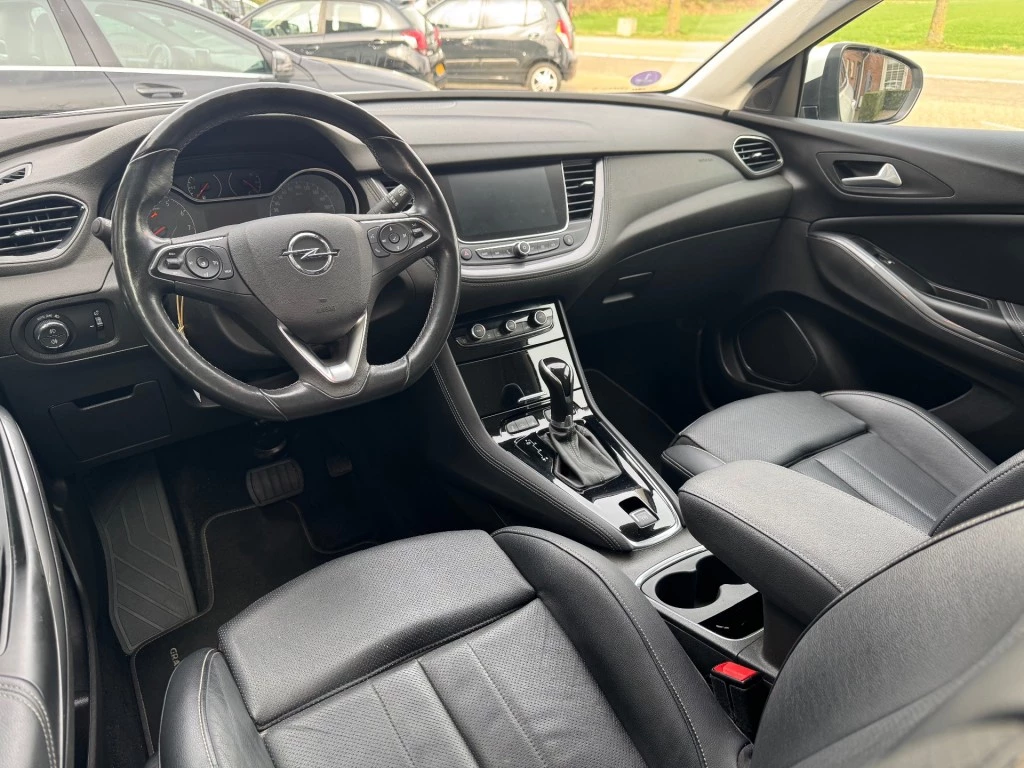 Hoofdafbeelding Opel Grandland X