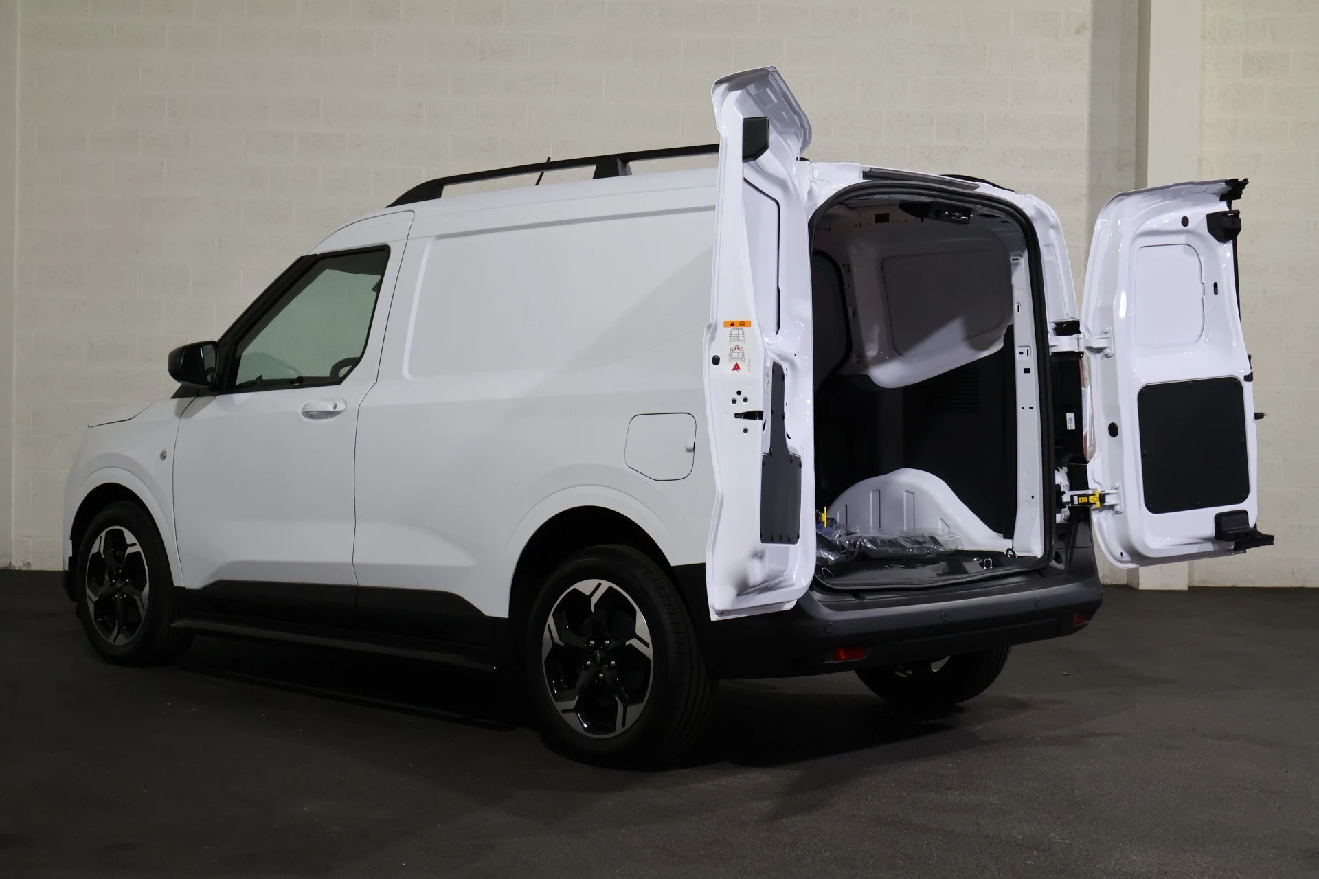 Hoofdafbeelding Ford E-Transit Courier