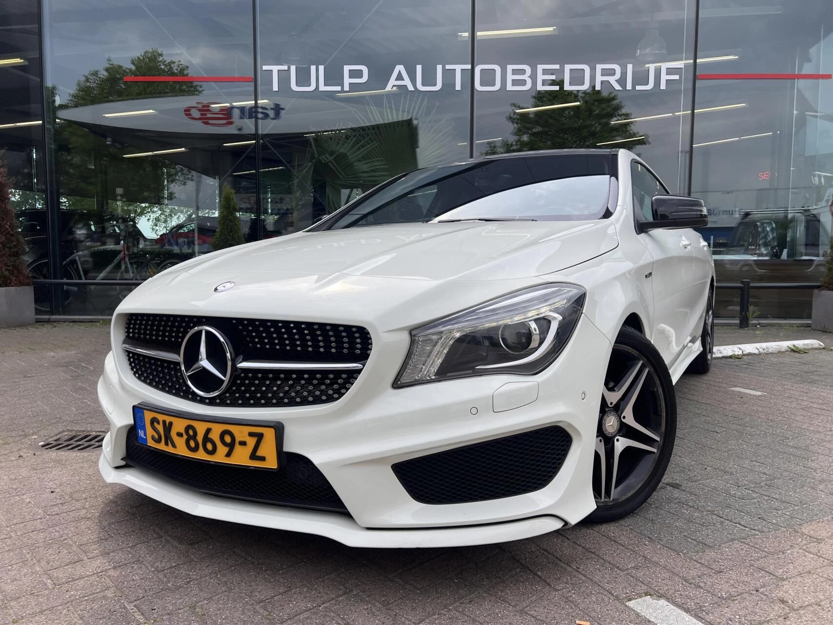 Hoofdafbeelding Mercedes-Benz CLA