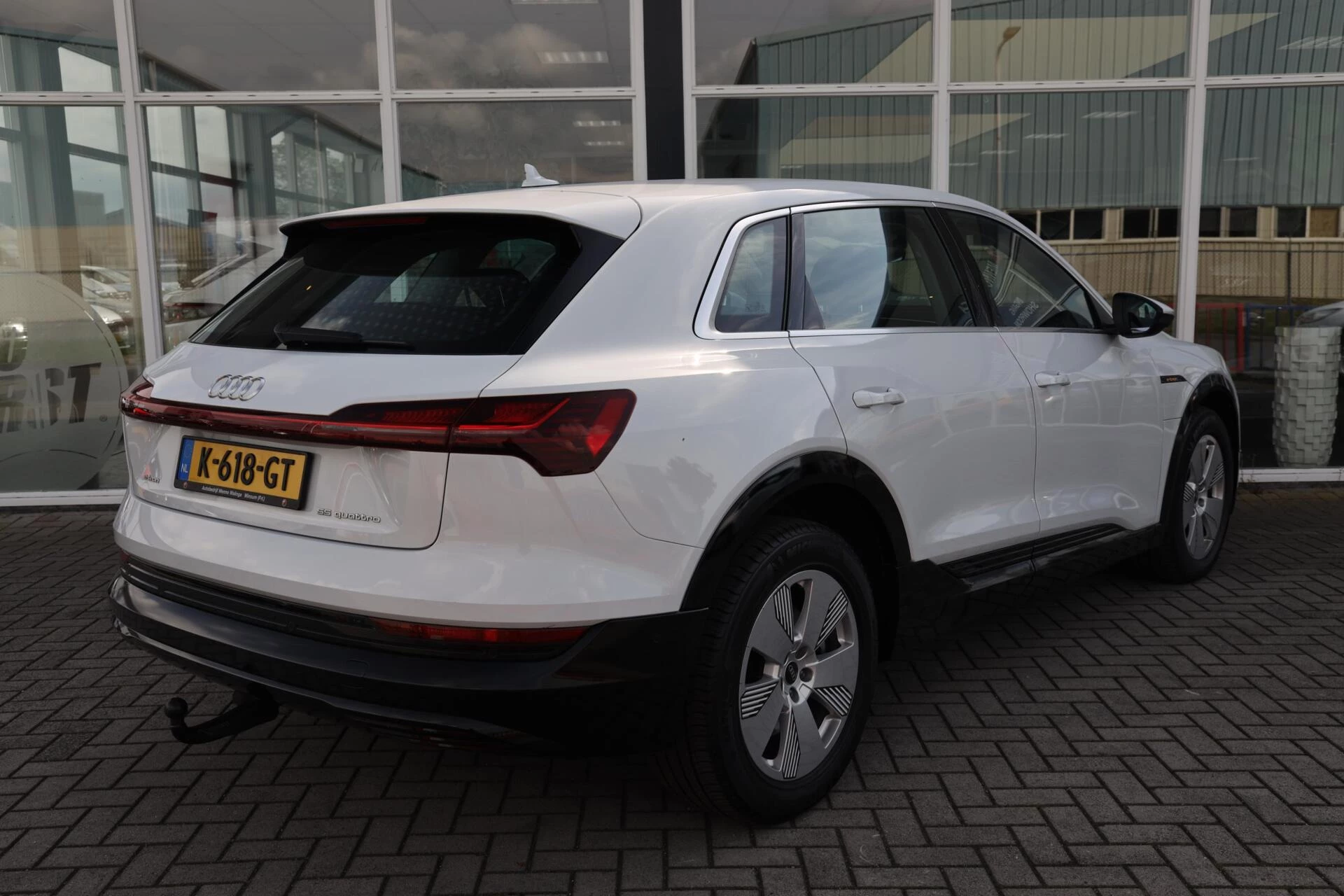 Hoofdafbeelding Audi e-tron