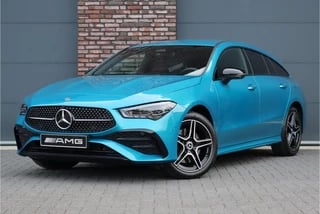 Mercedes-Benz CLA Shooting Brake 250 e AMG Line Aut8 | Face Lift | Distronic Pro | Memory | Trekhaak | Nightpakket | Keyless Go | Sfeerverlichting | Verwarmd Stuurwiel | Surround Camera | Advanced Sound System | Augmented Reality |