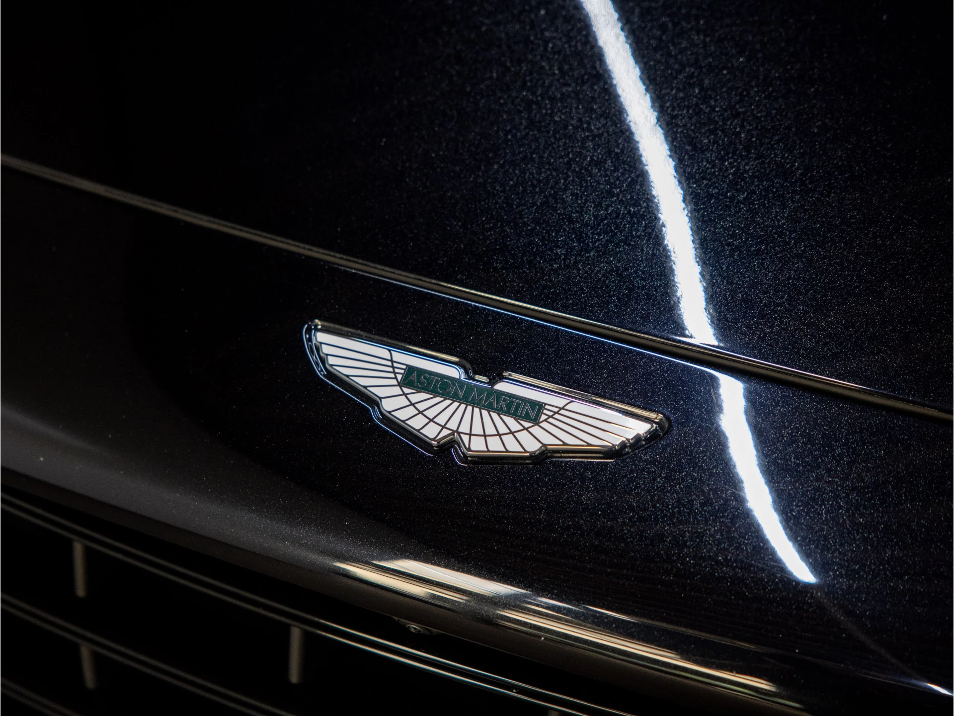 Hoofdafbeelding Aston Martin DBX