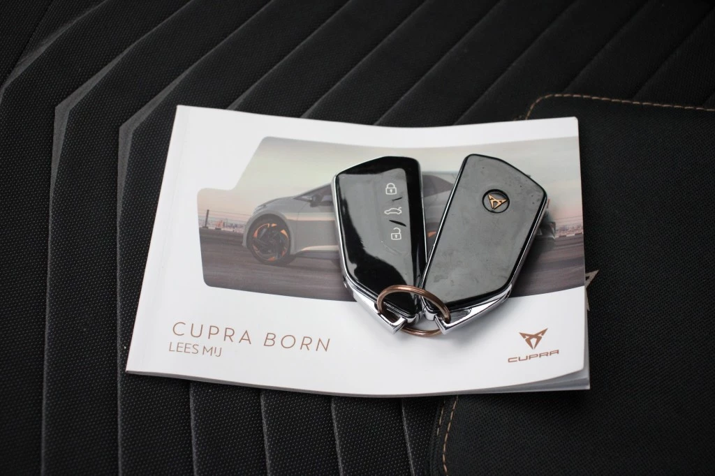 Hoofdafbeelding CUPRA Born