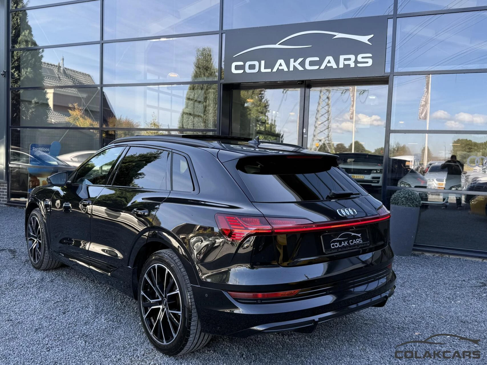 Hoofdafbeelding Audi e-tron