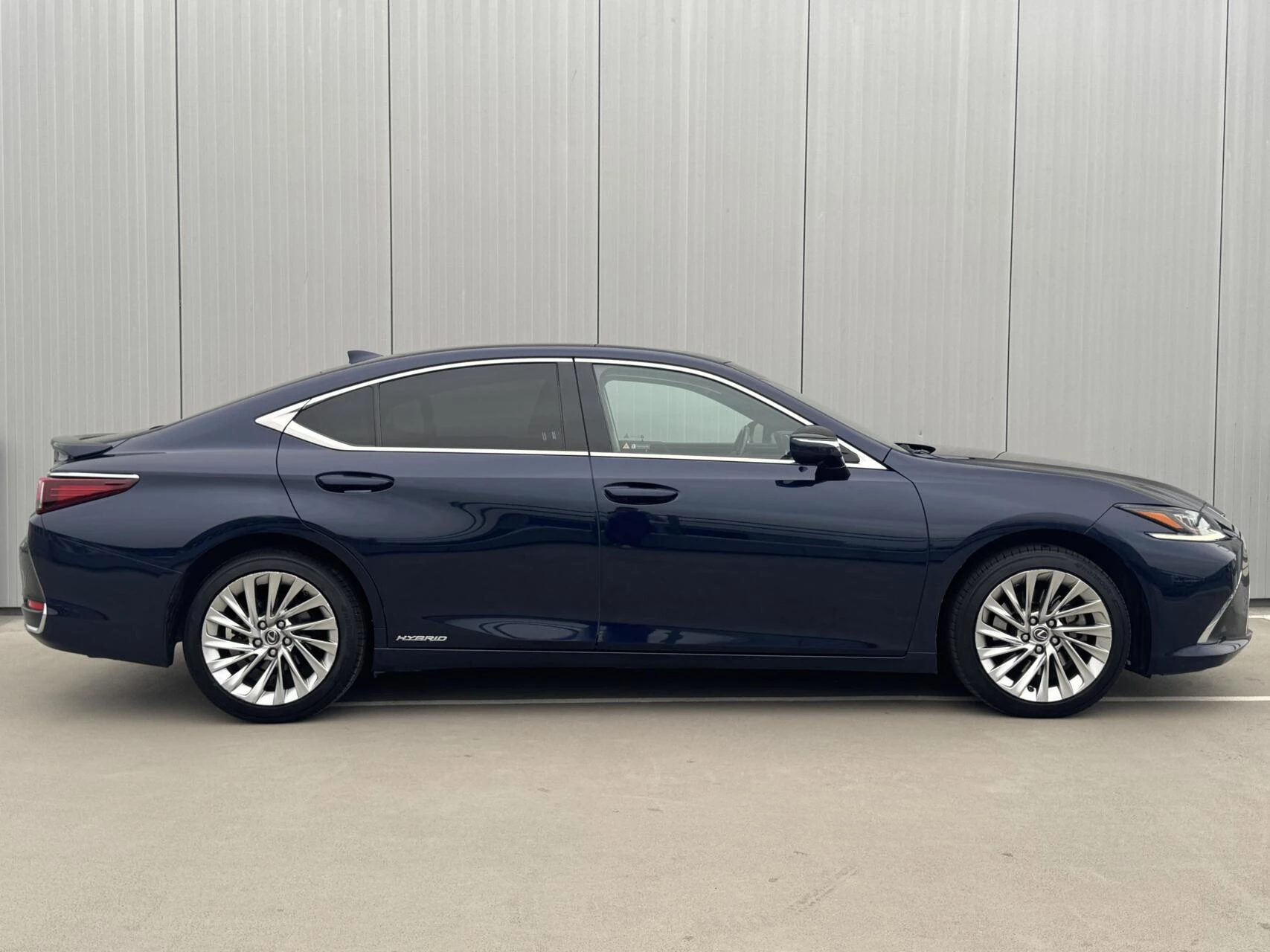 Hoofdafbeelding Lexus ES