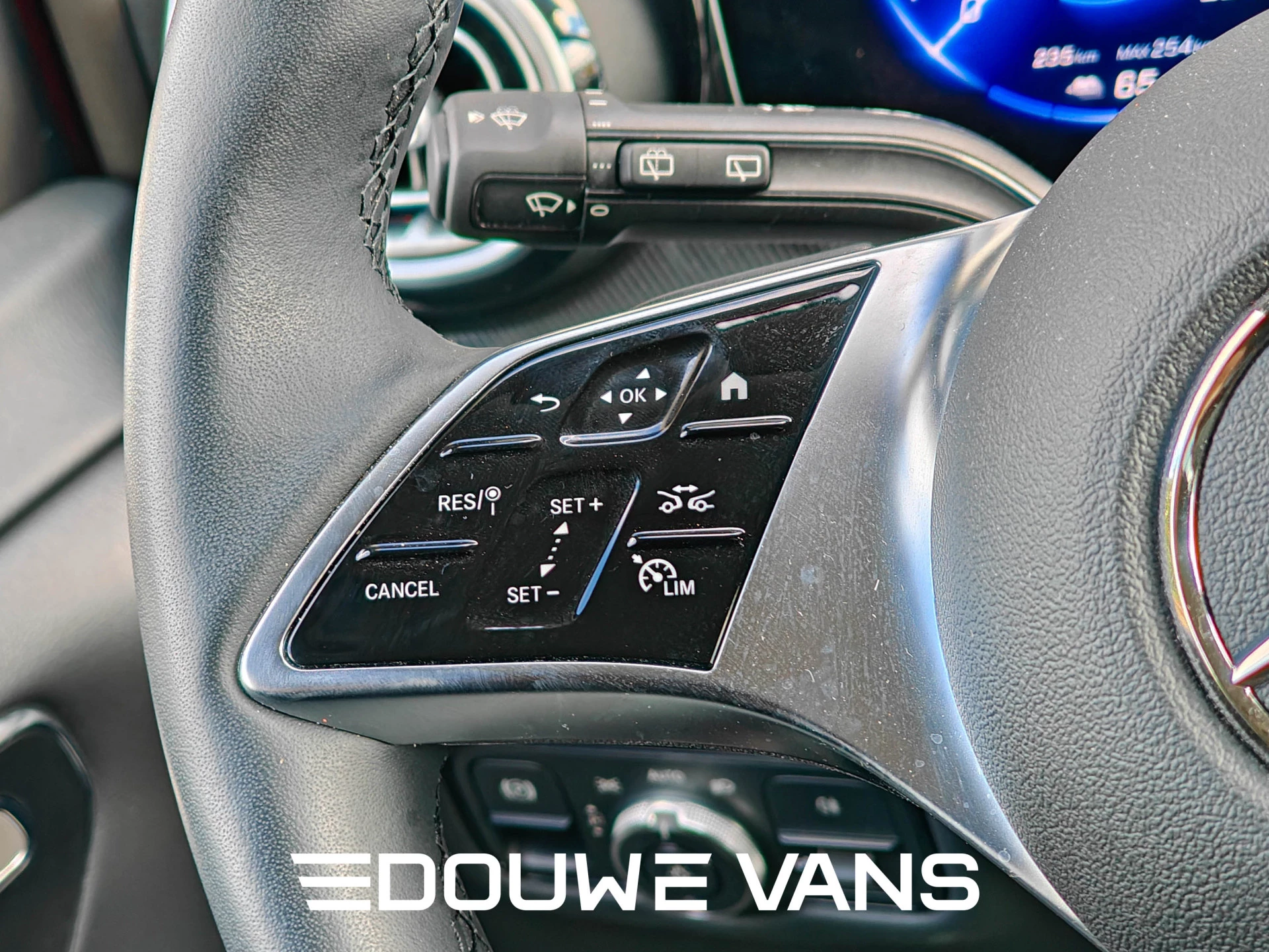 Hoofdafbeelding Mercedes-Benz EQV