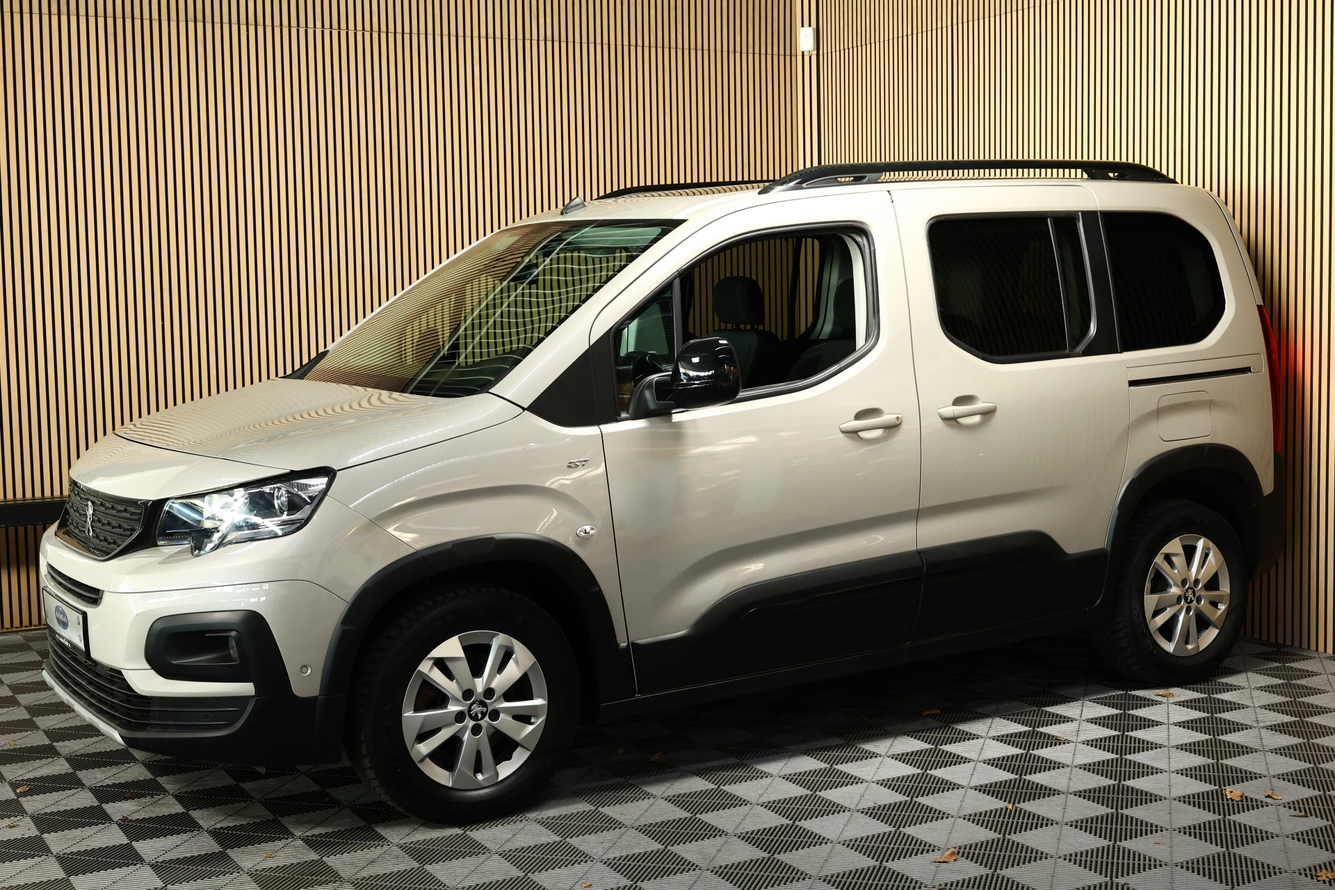 Hoofdafbeelding Peugeot Rifter