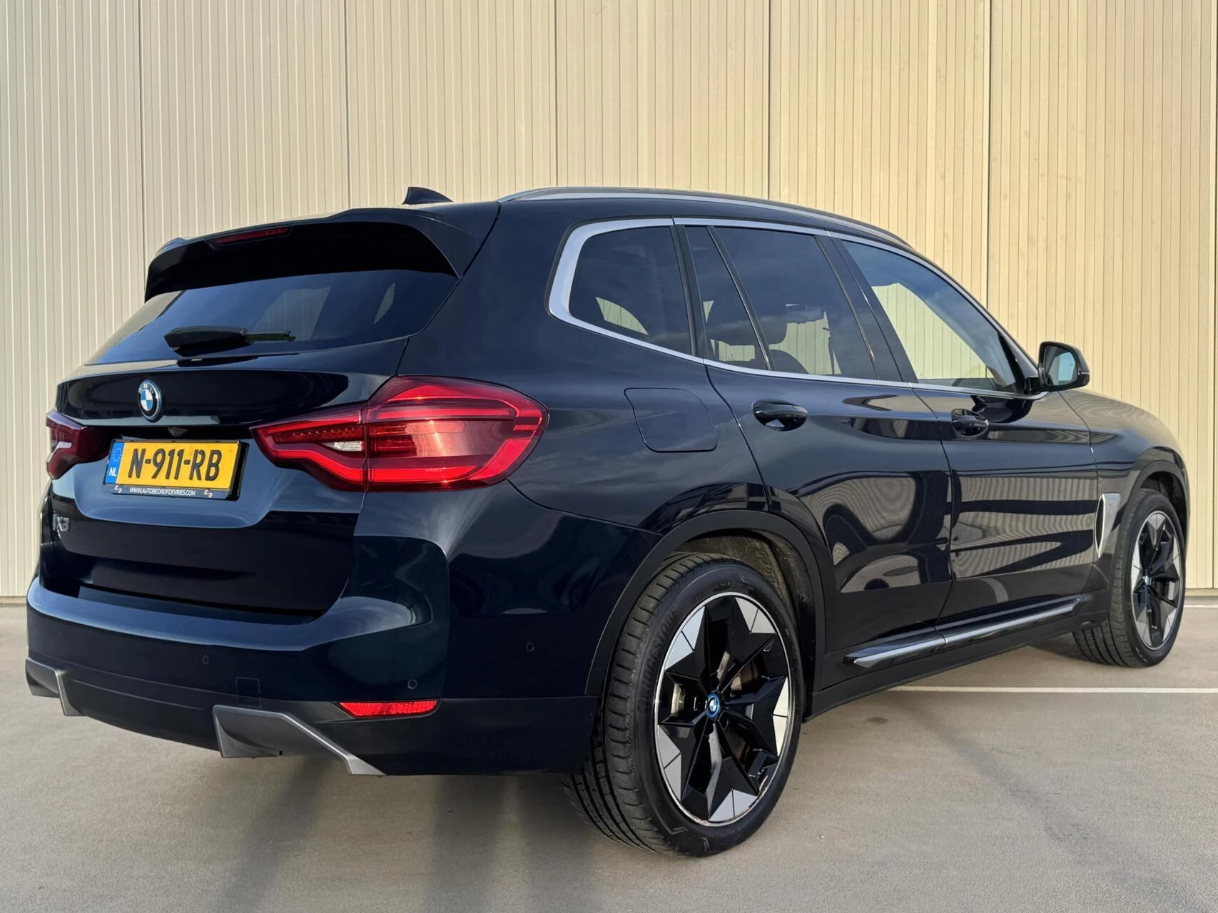 Hoofdafbeelding BMW iX3