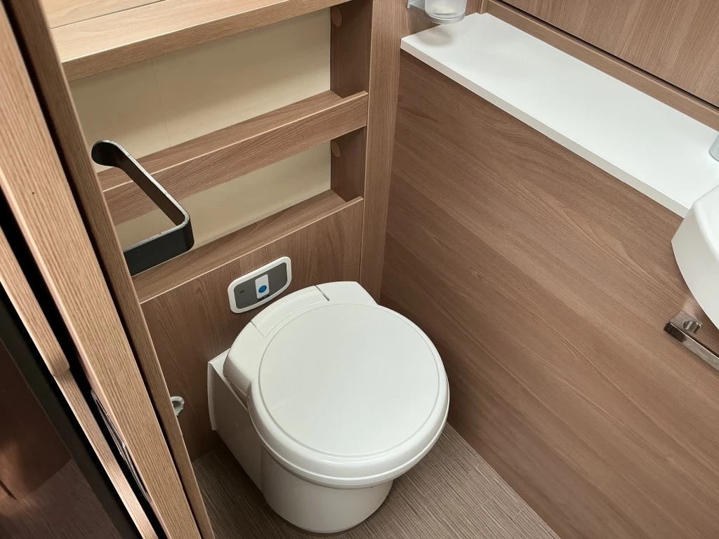 Hoofdafbeelding Bürstner Ixeo Bt6801