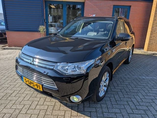 Mitsubishi Outlander 2.0 PHEV INSTYLE+, AUTOMAAT, ADAPcruise, laneassist, trekhaak