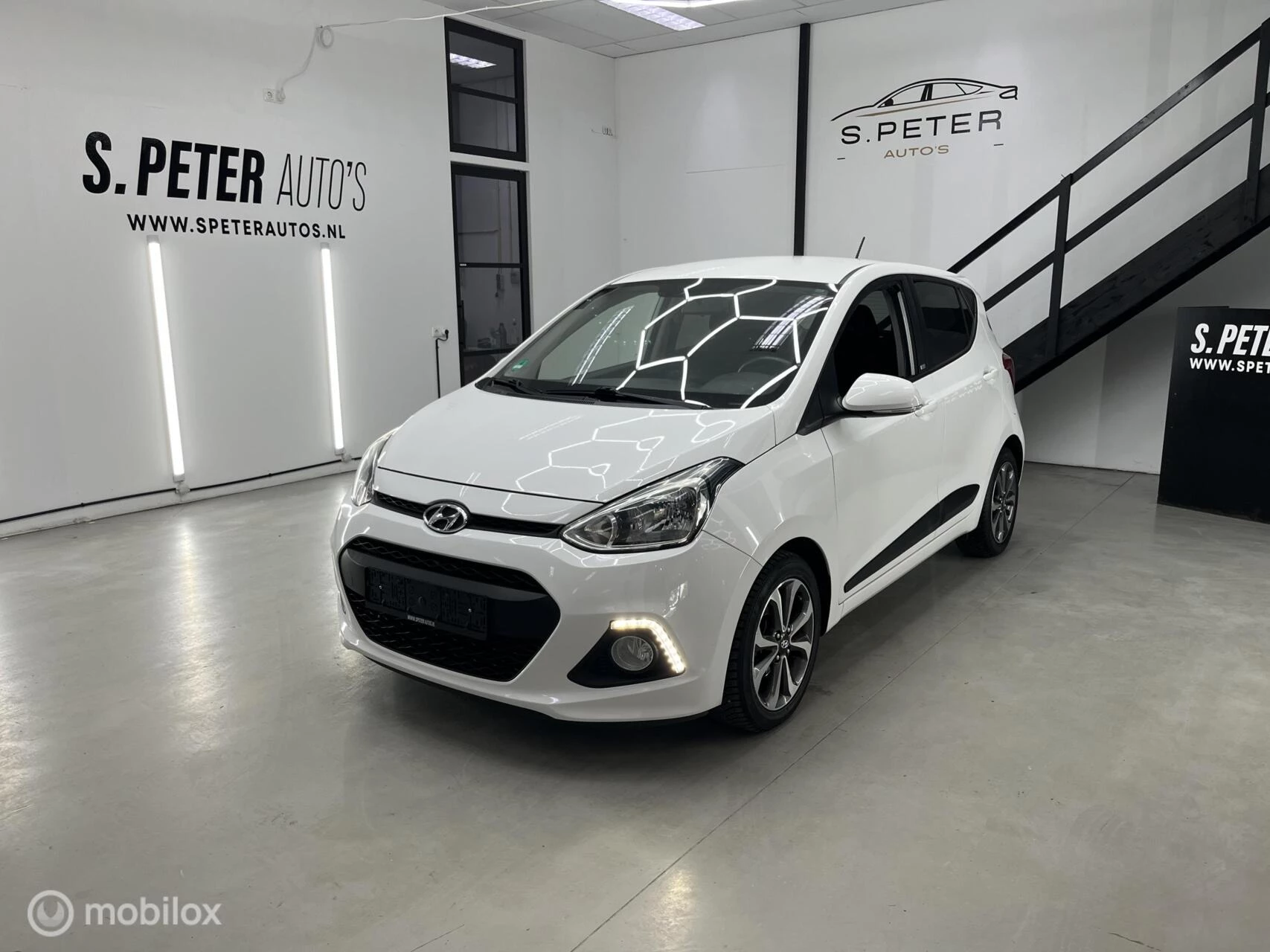 Hoofdafbeelding Hyundai i10