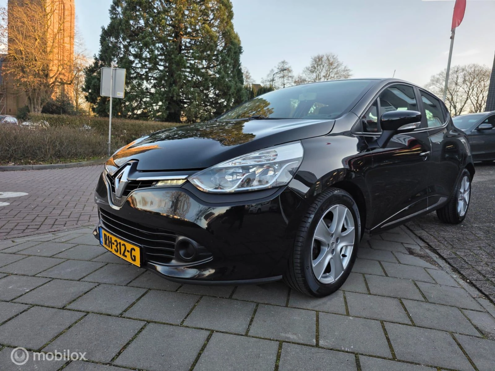 Hoofdafbeelding Renault Clio